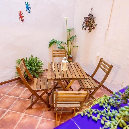 Palacios Malaver Suite Home Sevilla Bagian luar foto