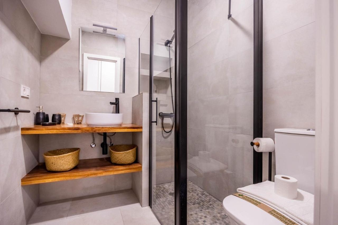 Palacios Malaver Suite Home Sevilla Bagian luar foto
