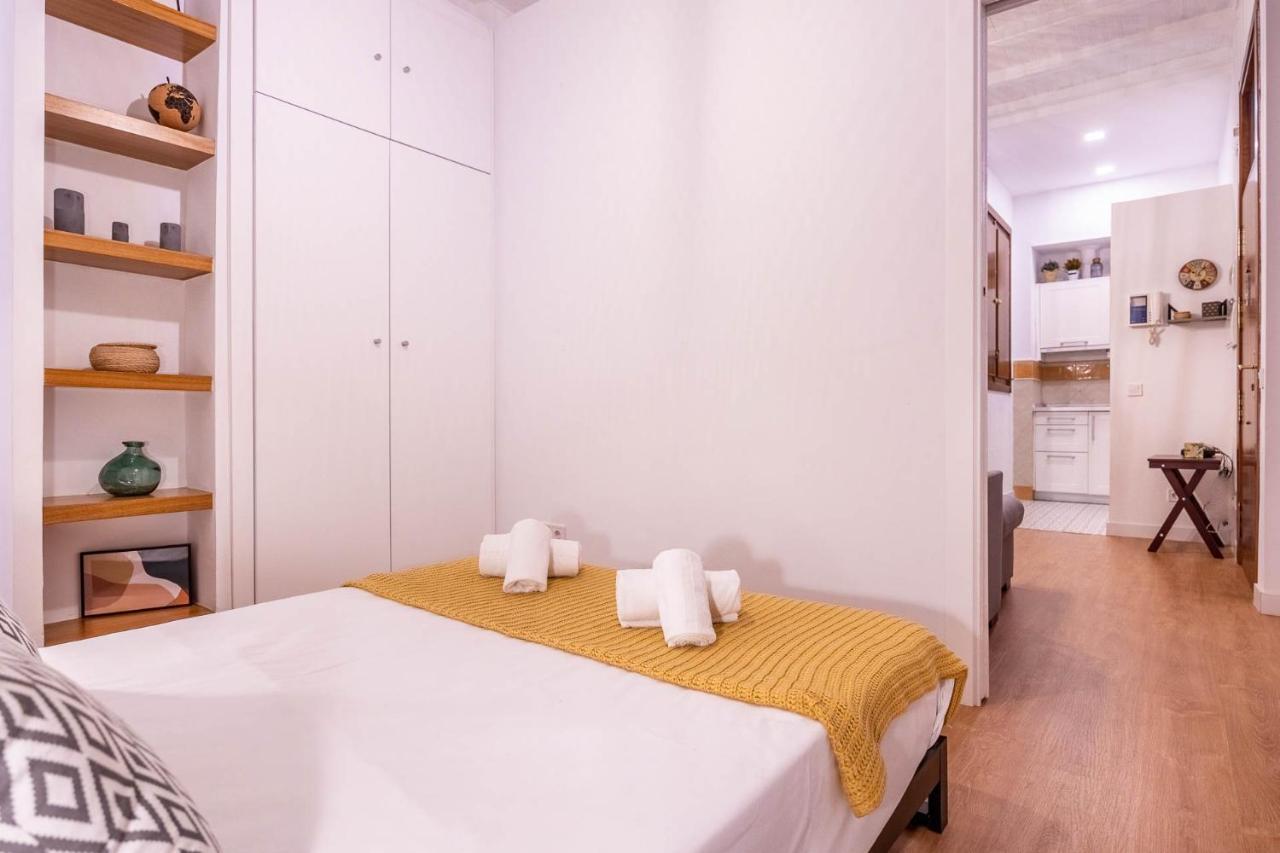 Palacios Malaver Suite Home Sevilla Bagian luar foto