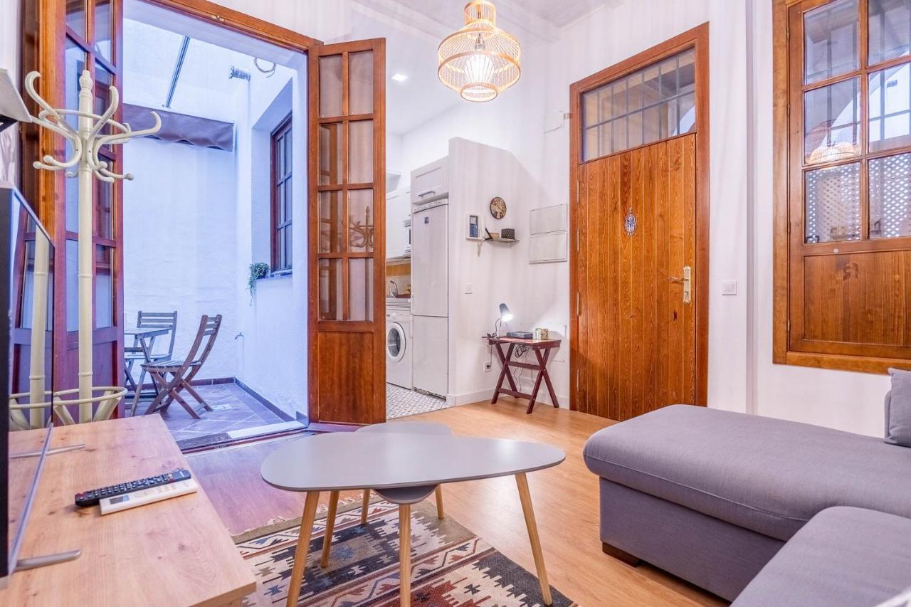 Palacios Malaver Suite Home Sevilla Bagian luar foto