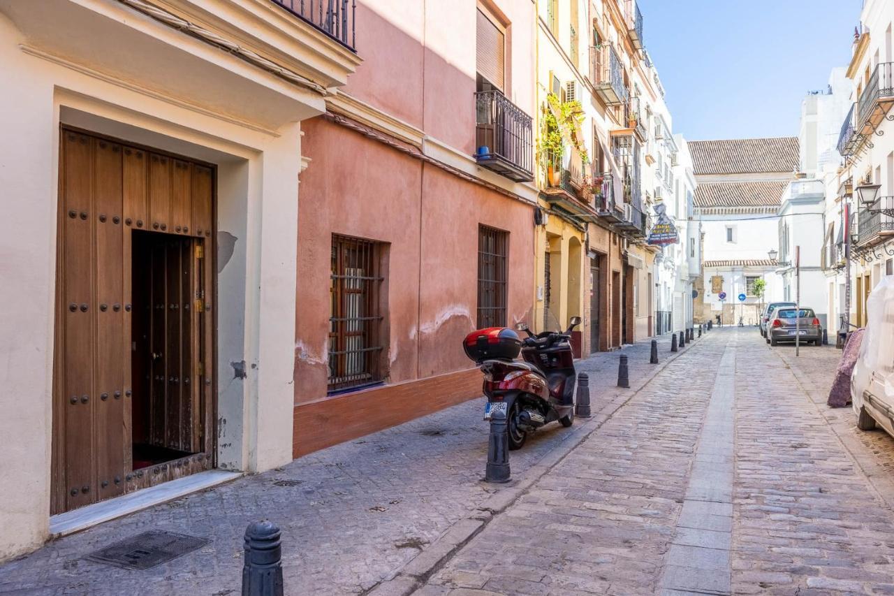 Palacios Malaver Suite Home Sevilla Bagian luar foto